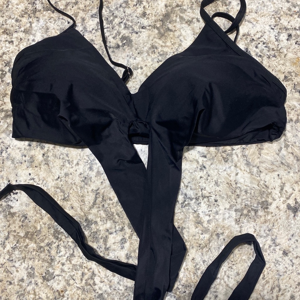 Bikini top